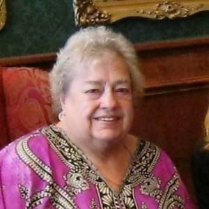 Meet your Posher, Loni